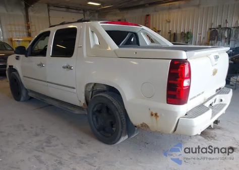 2012 Chevrolet Avalanche 1500 Ltz из США, поврежденный, VIN 3GNTKGE76CG301353
